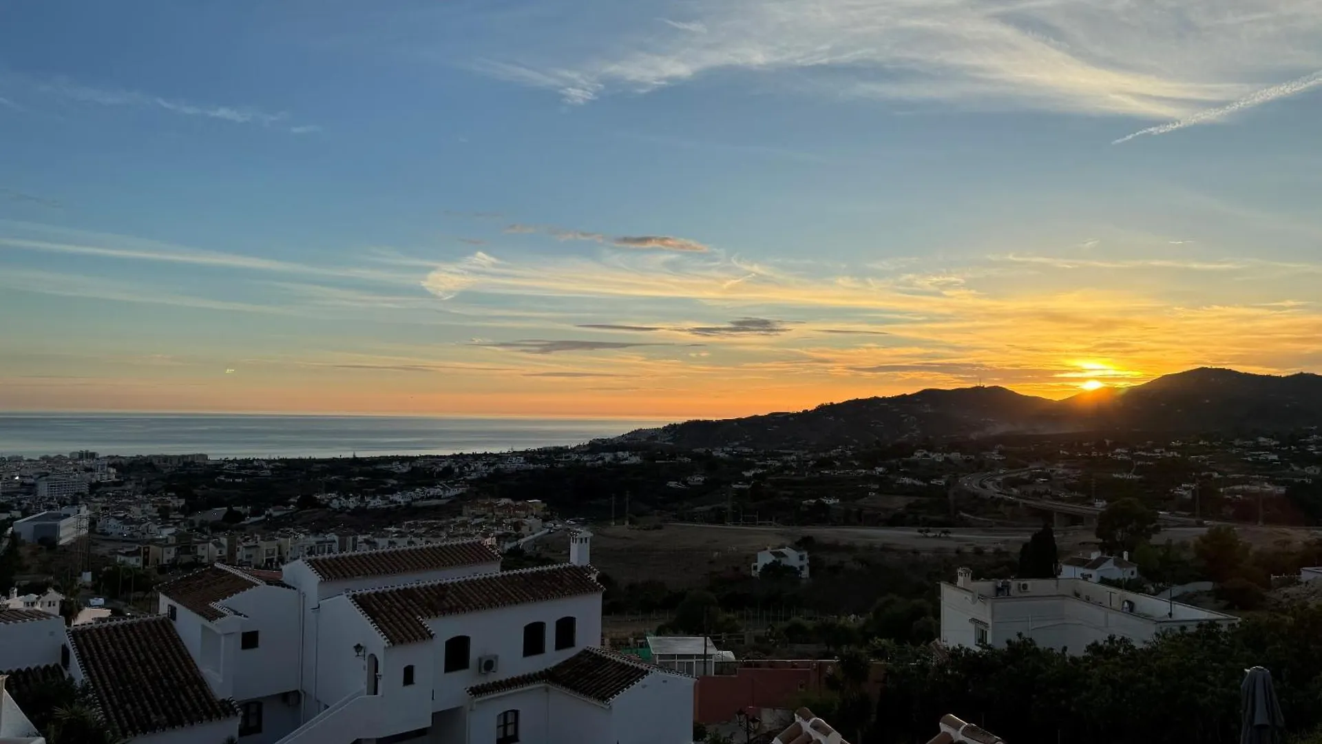 Luxury 2 Bedroom Apartment In San Juan De Capistrano, Nerja