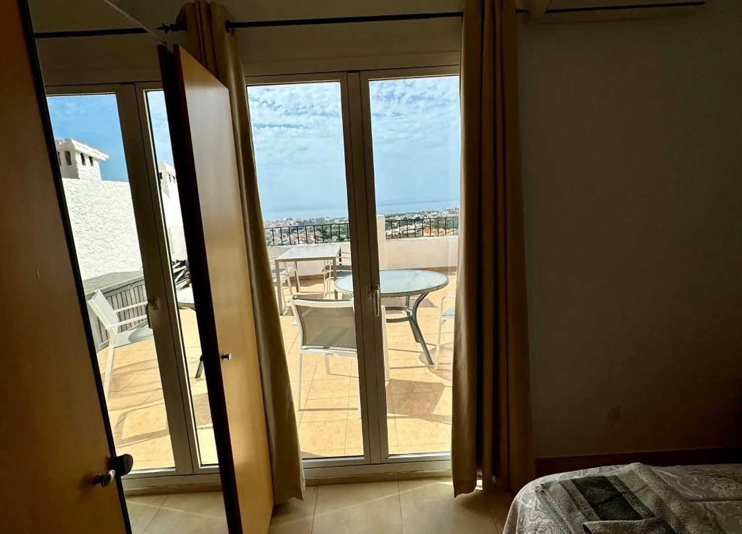 Luxury 2 Bedroom Apartment In San Juan De Capistrano, Nerja