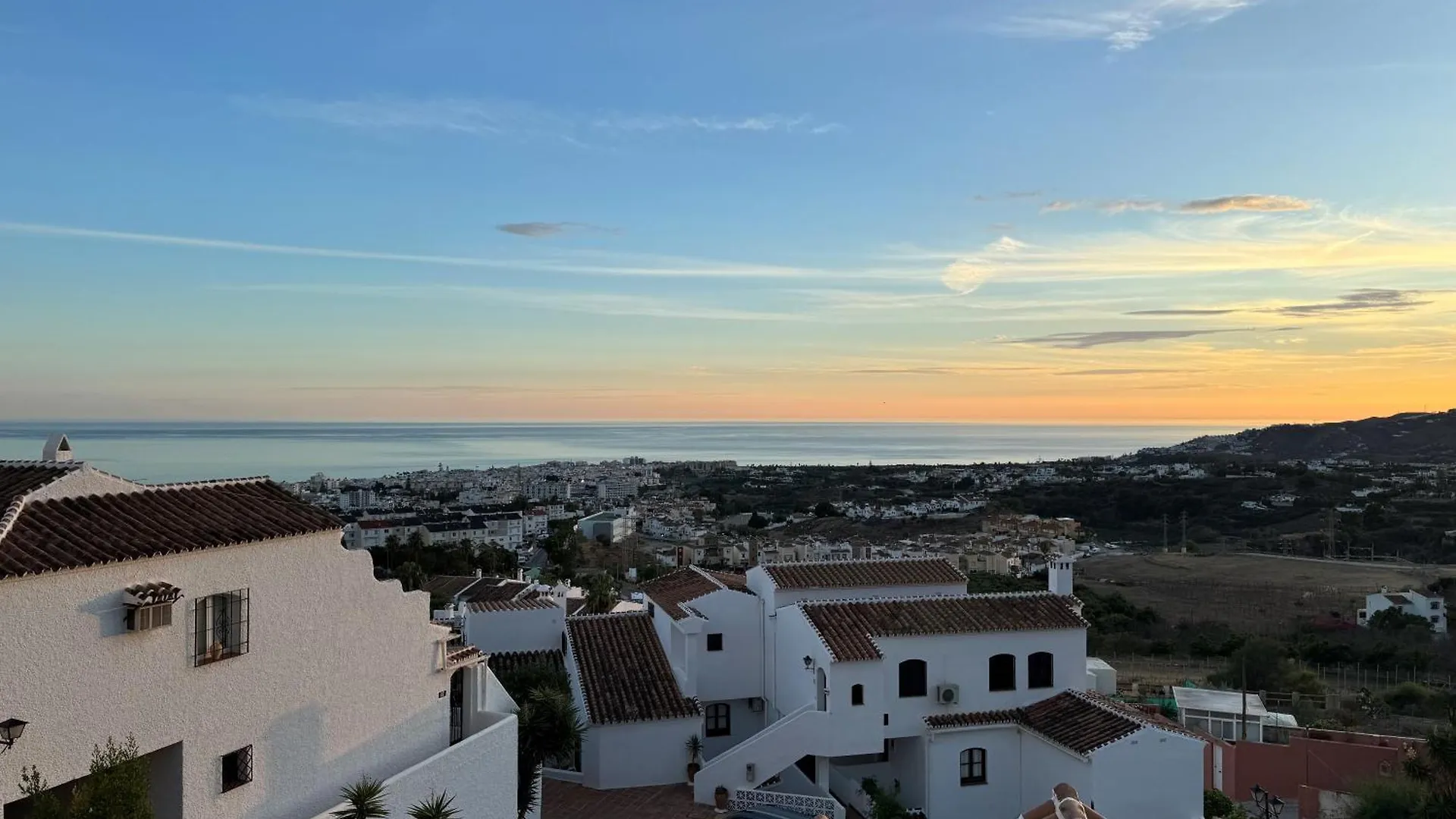 Luxury 2 Bedroom Apartment In San Juan De Capistrano, Nerja