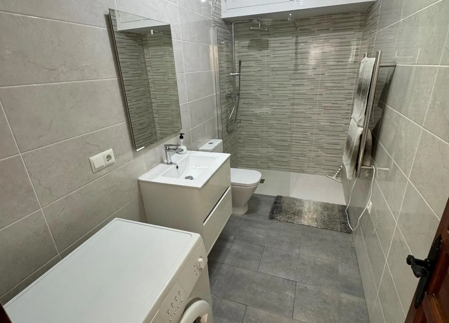 Luxury 2 Bedroom Apartment In San Juan De Capistrano, Nerja