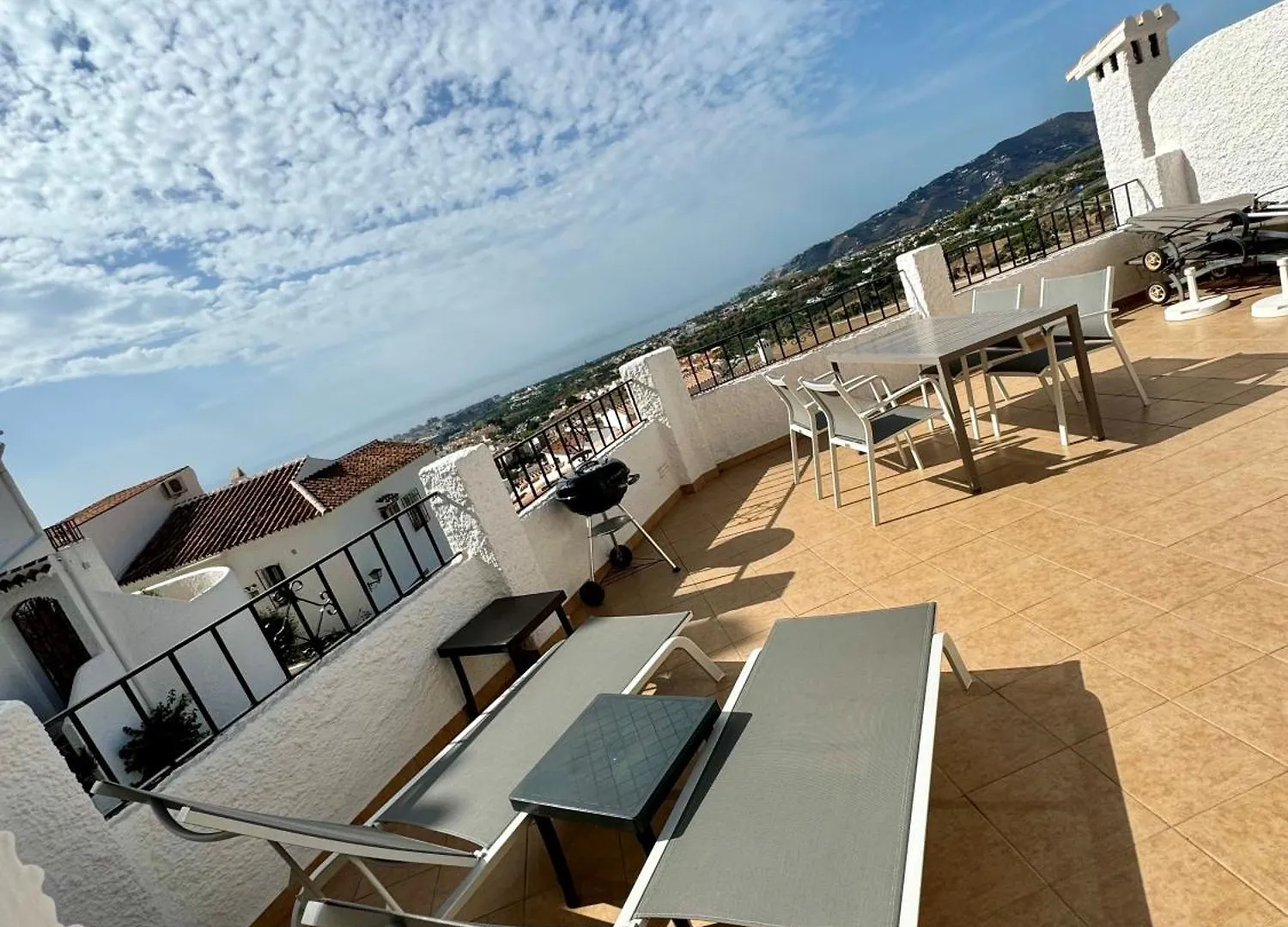 Luxury 2 Bedroom Apartment In San Juan De Capistrano, Nerja