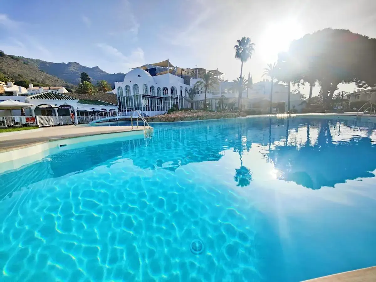 Luxury 2 Bedroom Apartment In San Juan De Capistrano, Nerja Spain